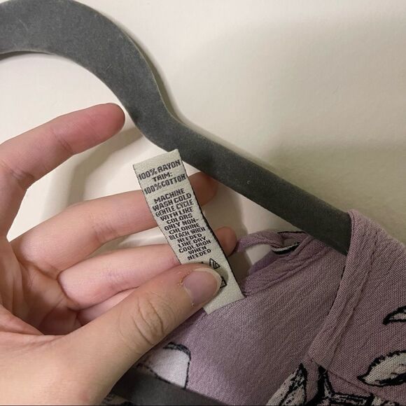 American Rag Floral Criss-Cross Blouse Top Small - Picture 4 of 5